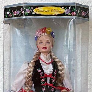 Polish Barbie- Dolls of the World 1997- Mattel 18560 Collectors Edition-New